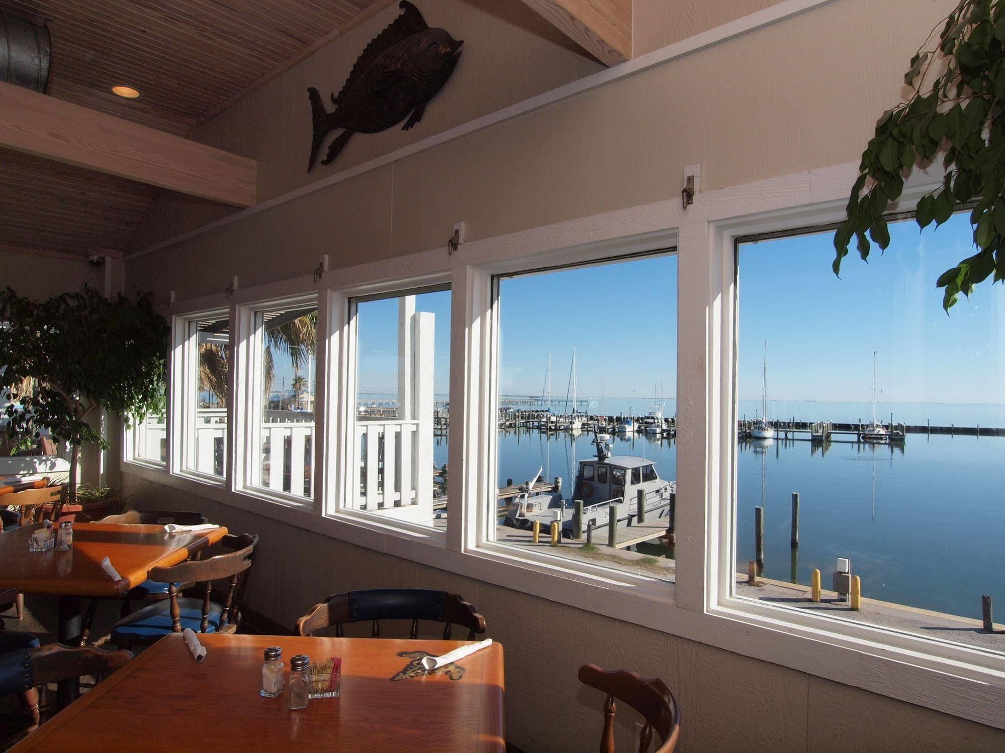The Inn At Fulton Harbor Εξωτερικό φωτογραφία